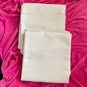B.New Blackout Kensington Home Fashions 2 Curtains Set 18474